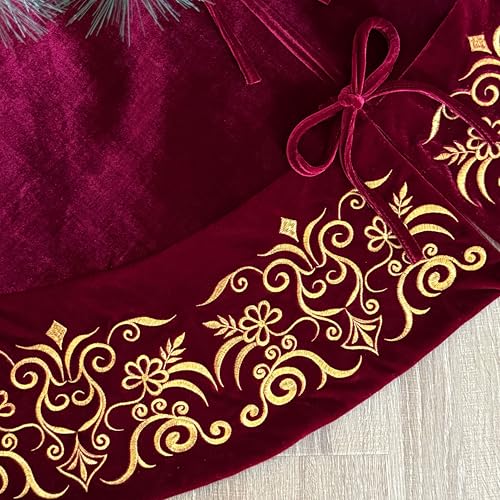 Burgundy Velvet Christmas Tree Skirt H48571