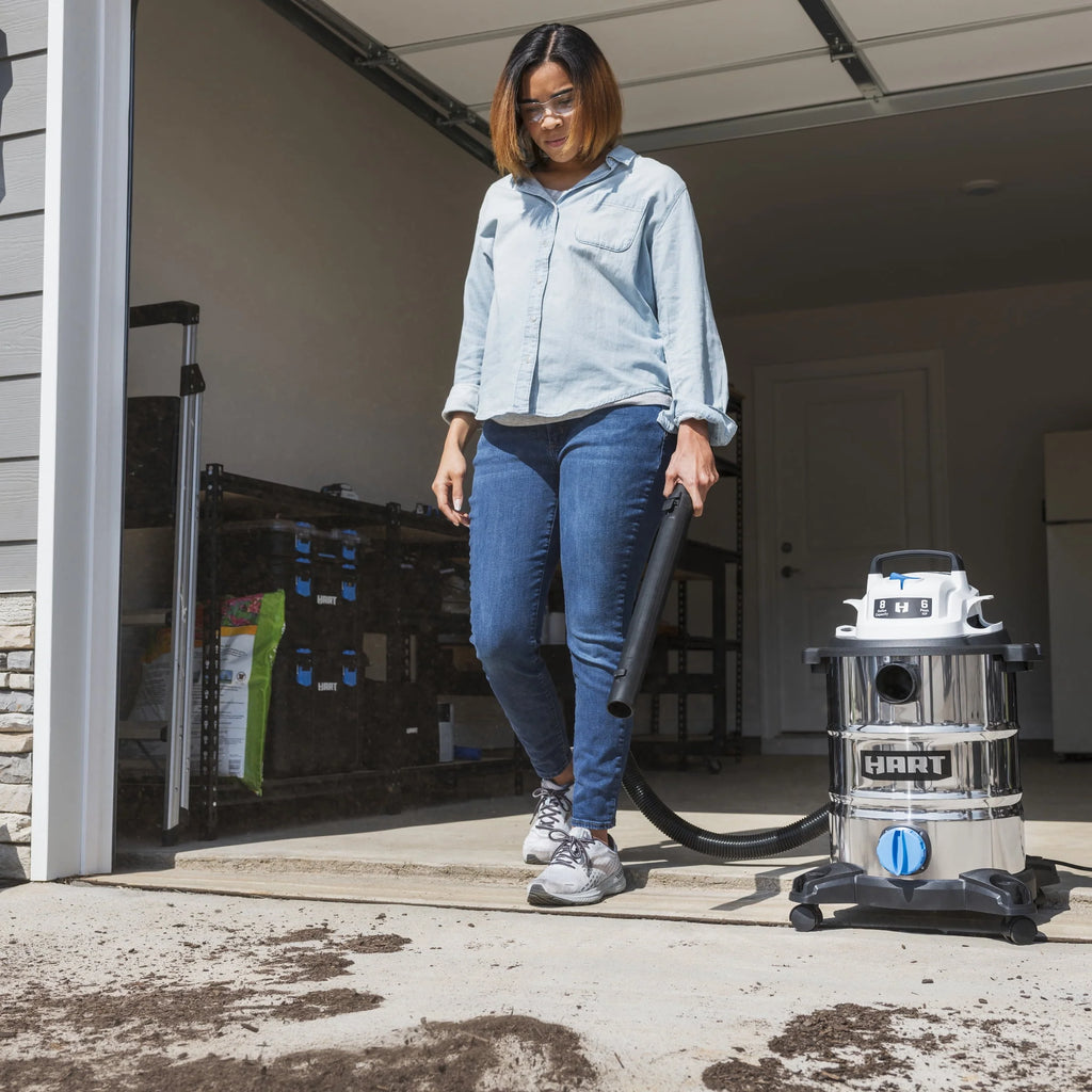 8 Gallon 6 Peak HP Stainless Steel Wet/Dry Vacuum W237
