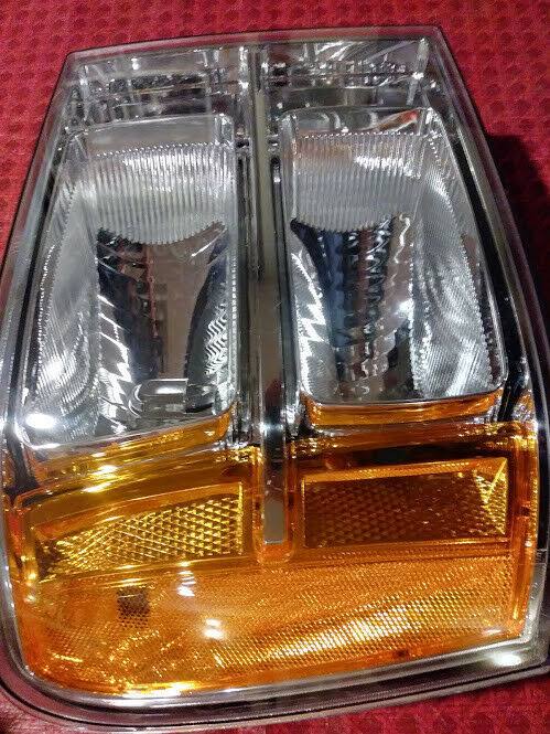 2013 GMC Sierra Headlight Assembly M991842
