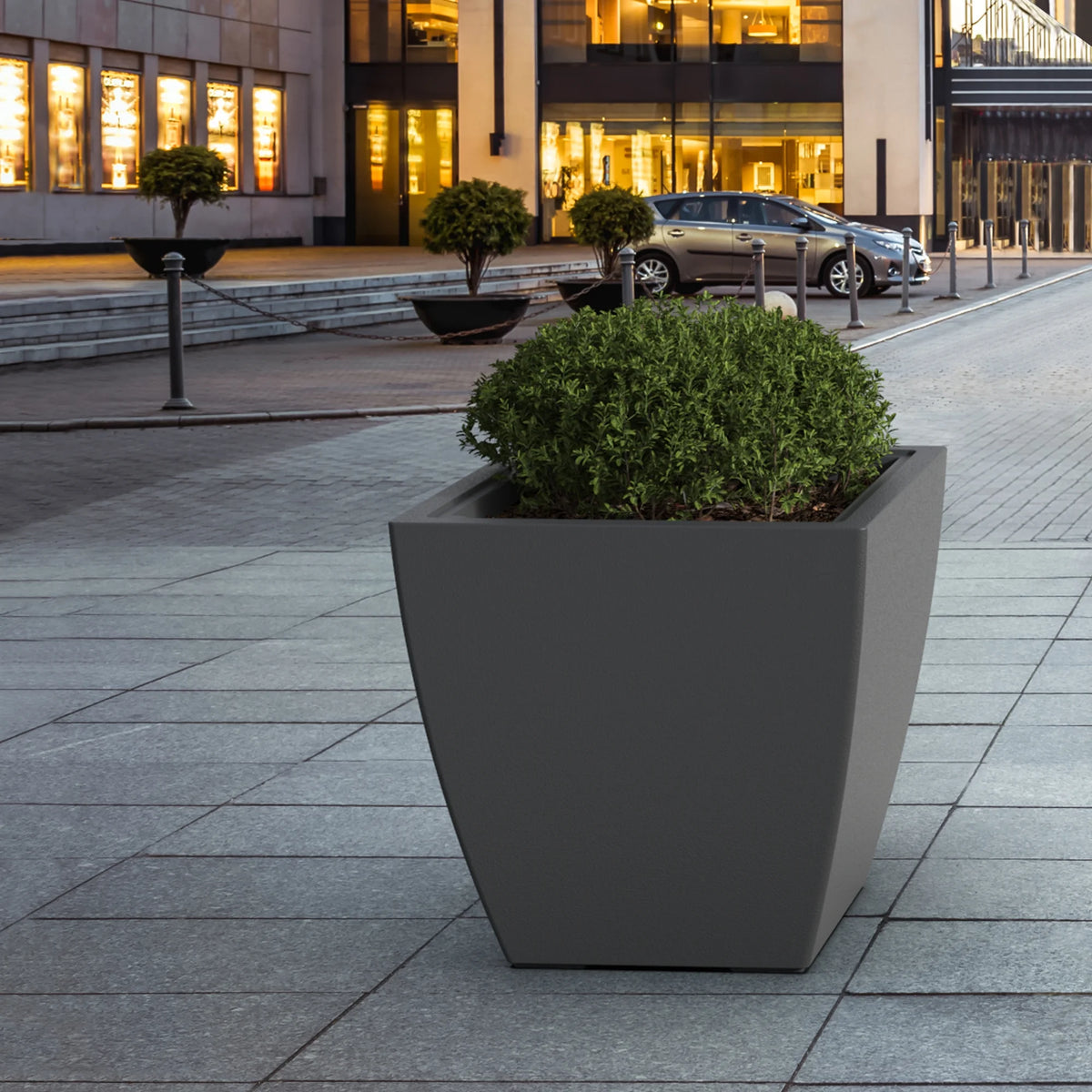 Black 24 in Square Planter Z1010