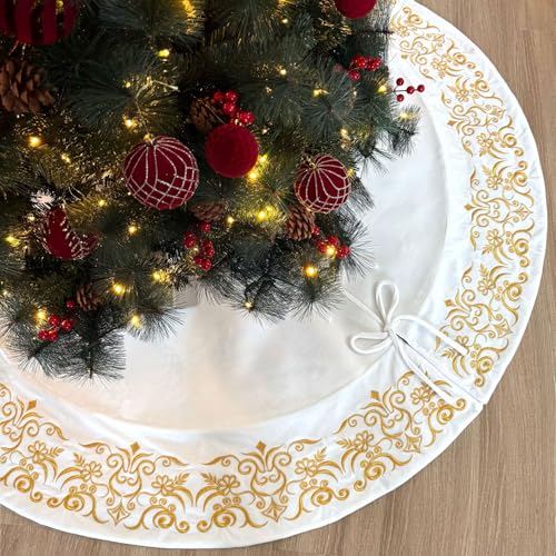 Burgundy Velvet Christmas Tree Skirt H48571