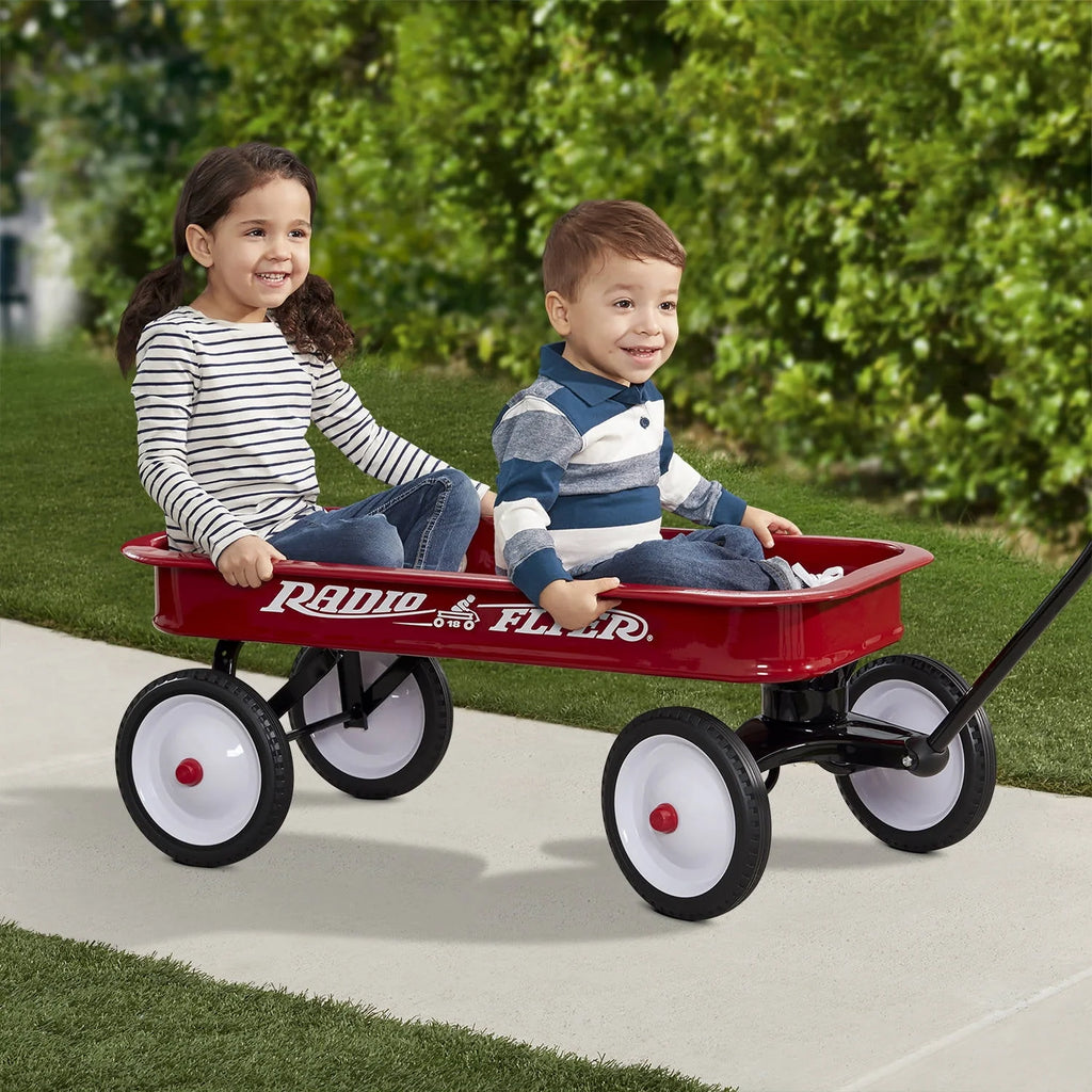 Classic Red Wagon D640787