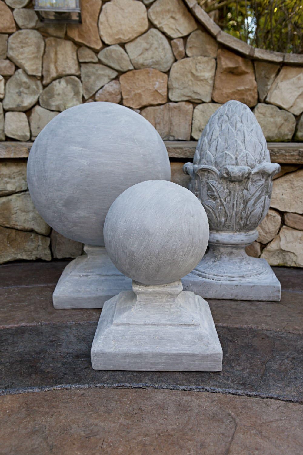 Round Charcoal Finial Y7669