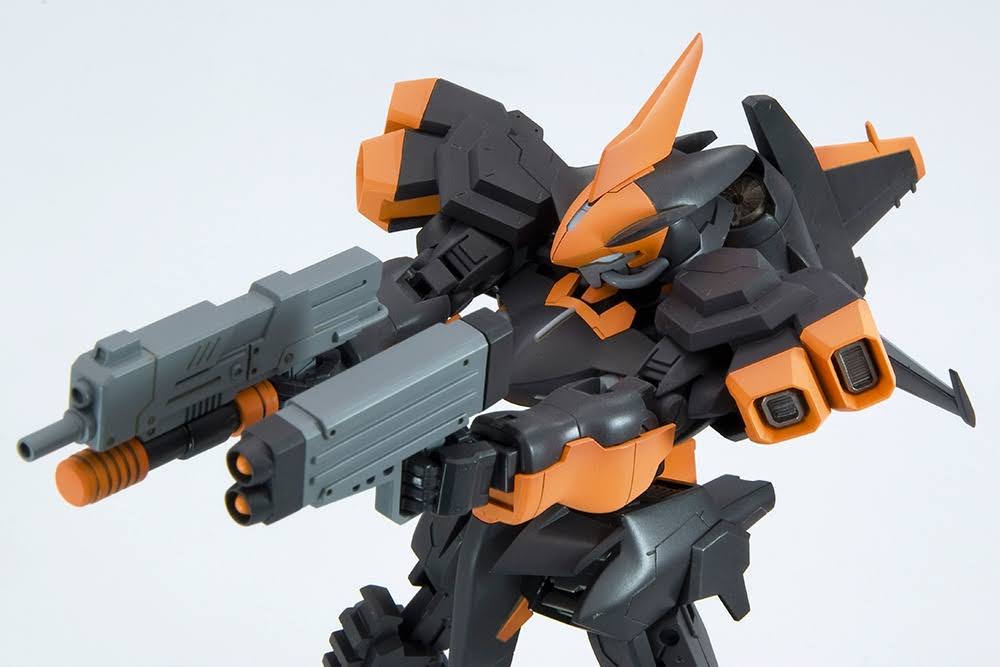1/100 Model Kit H629