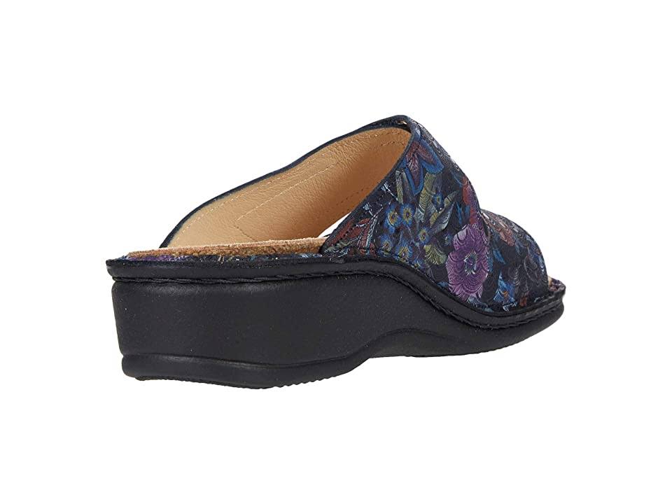 Dark Blue Leather Soft Footbed Shoes C657444