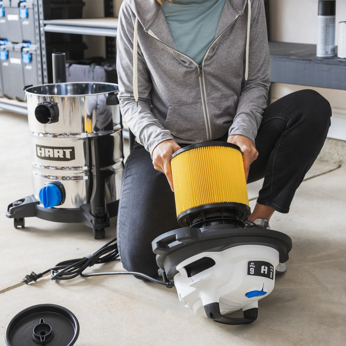 8 Gallon 6 Peak HP Stainless Steel Wet/Dry Vacuum W237