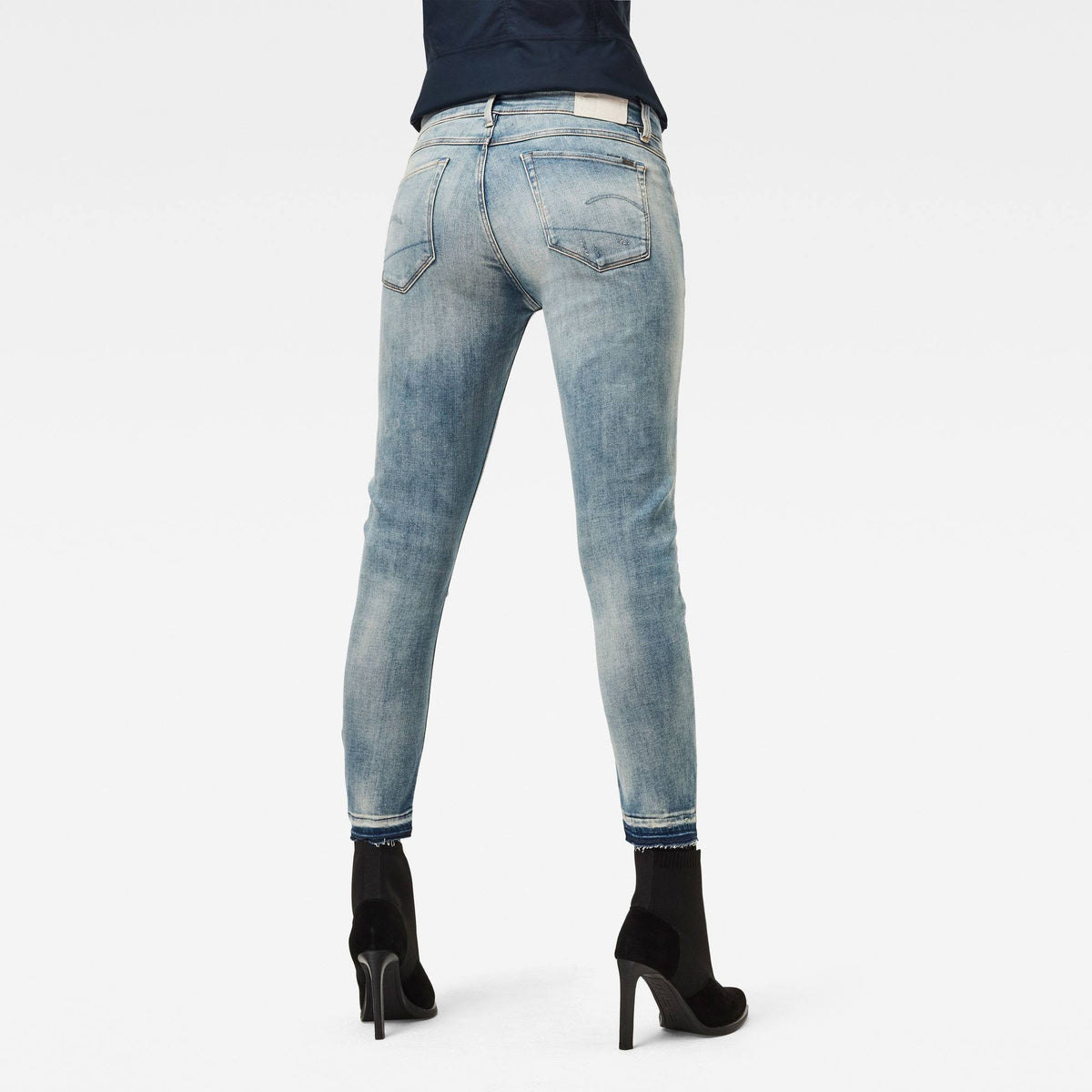 Mid Skinny Ripped Ankle Jeans W4915