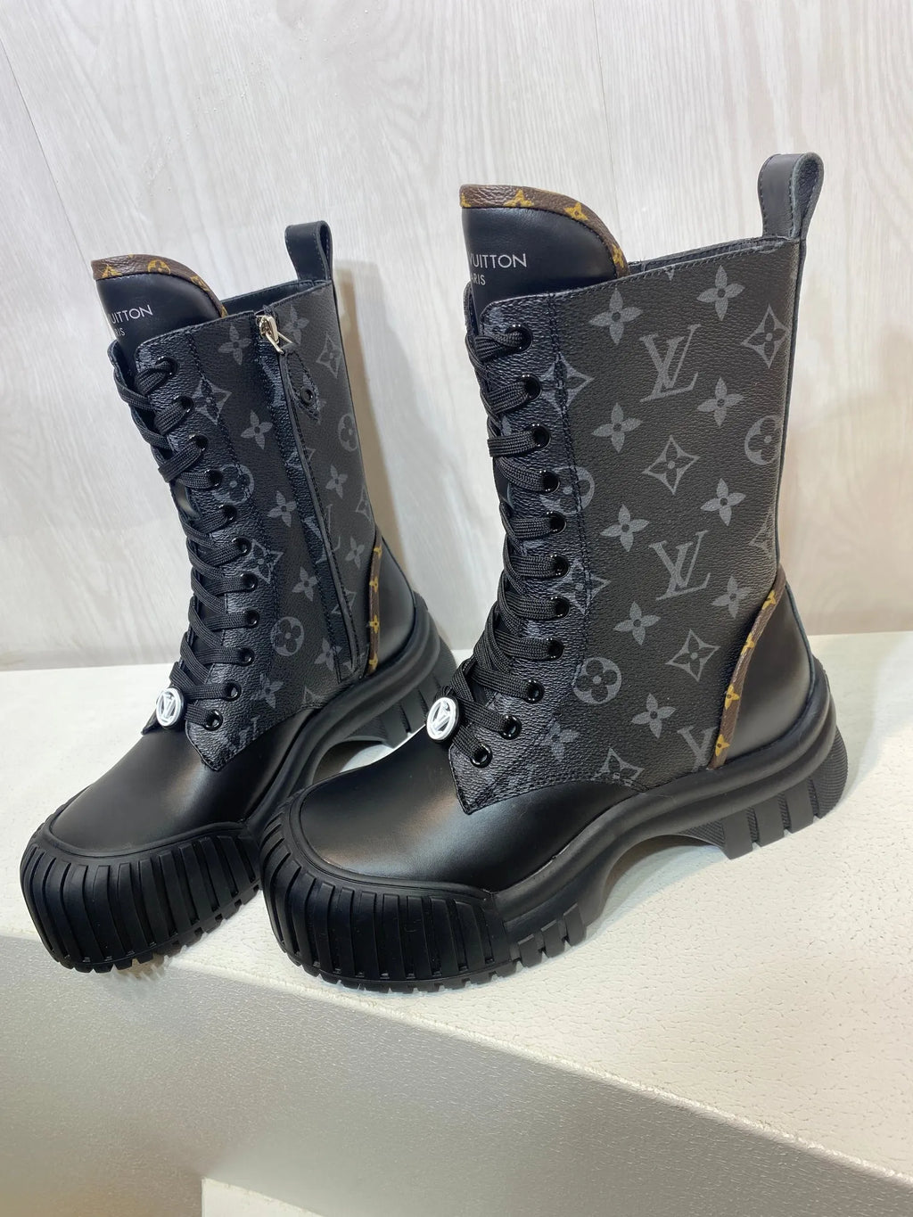 Boots F277