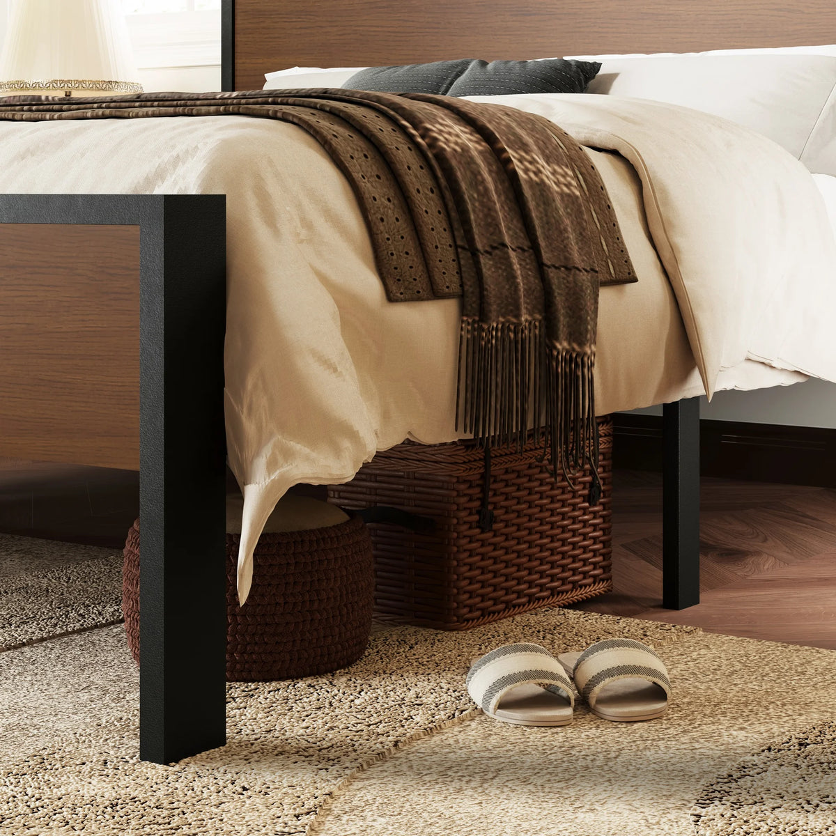 Queen Size Metal Platform Bed Frame with Wood Headboard and Footboard Z4458